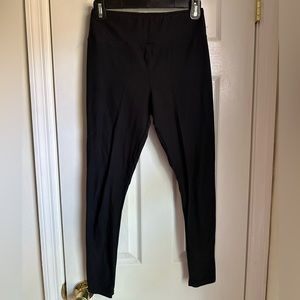 LuLaRoe One Size Black Buttery Soft Leggings